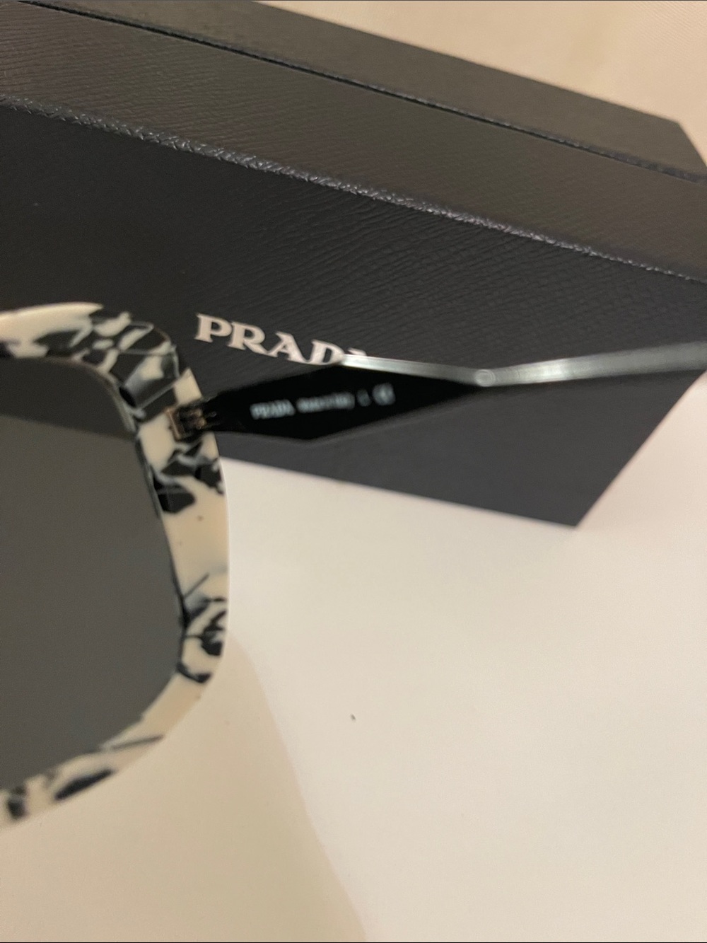 Prada Marbled White and Black Pattern Oversized Square Sunglasses - Picture 5 of 7